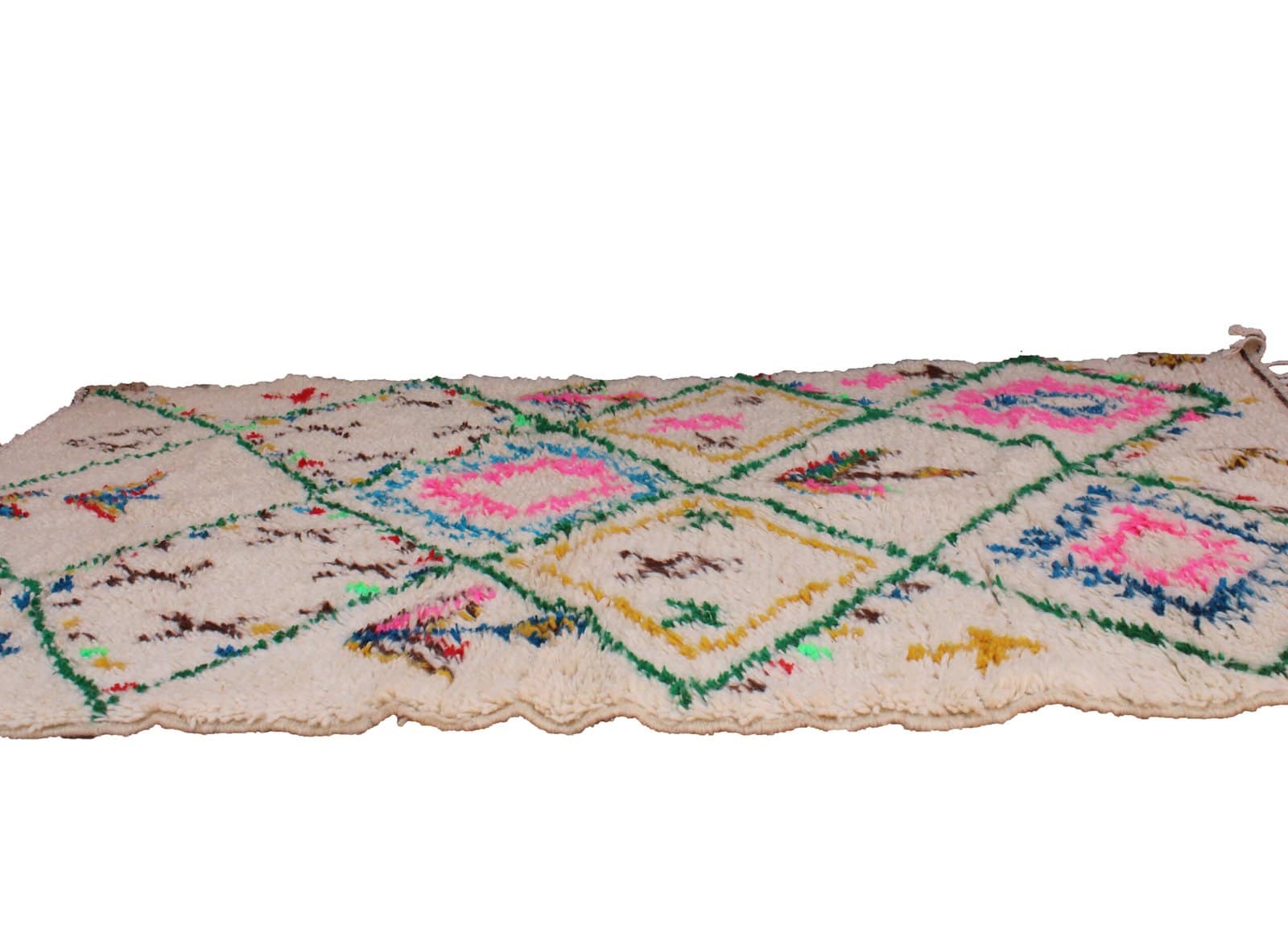 traditional-multicolor-moroccan-wool-rug Partial side view emphasizing the texture, vibrant colors, and traditional Moroccan craftsmanship.