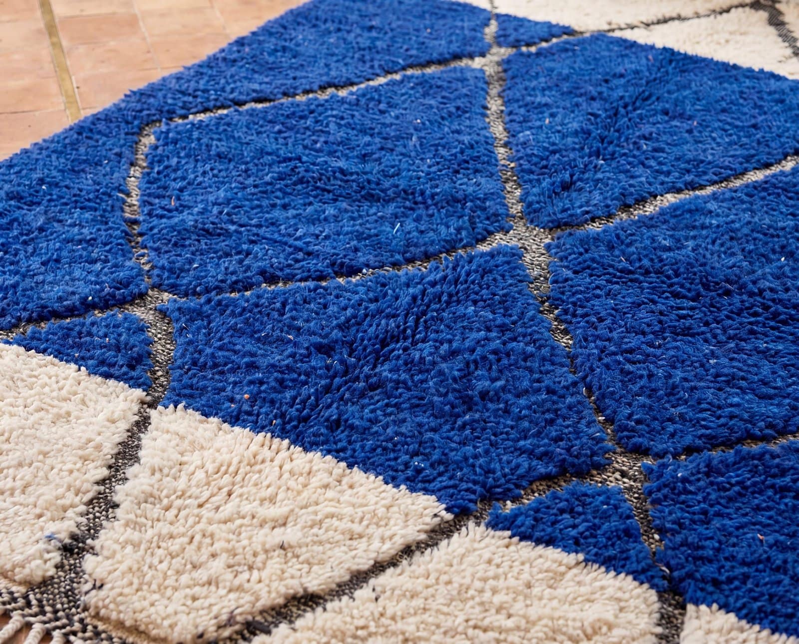 minimalist-blue-beni-ourain-rug-scandinavian-style Royal Blue Beni Ourain Rug | Handmade Moroccan Berber Wool Area Rug for Modern Boho Decor