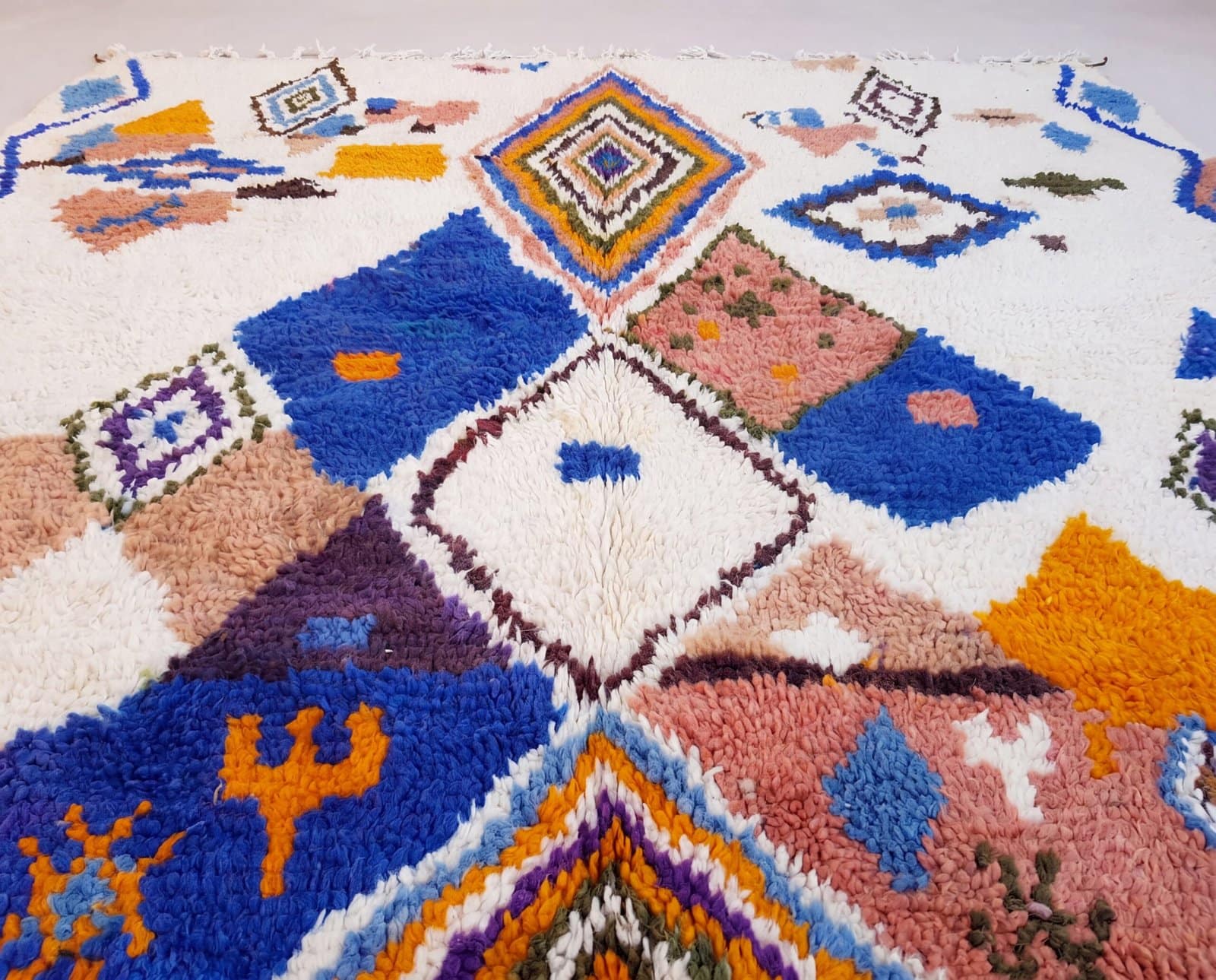 moroccan-berber-rug-geometric-boho-carpet-for-living-room Handmade Moroccan Azilal Rug, Colorful Tribal Geometric Berber Carpet