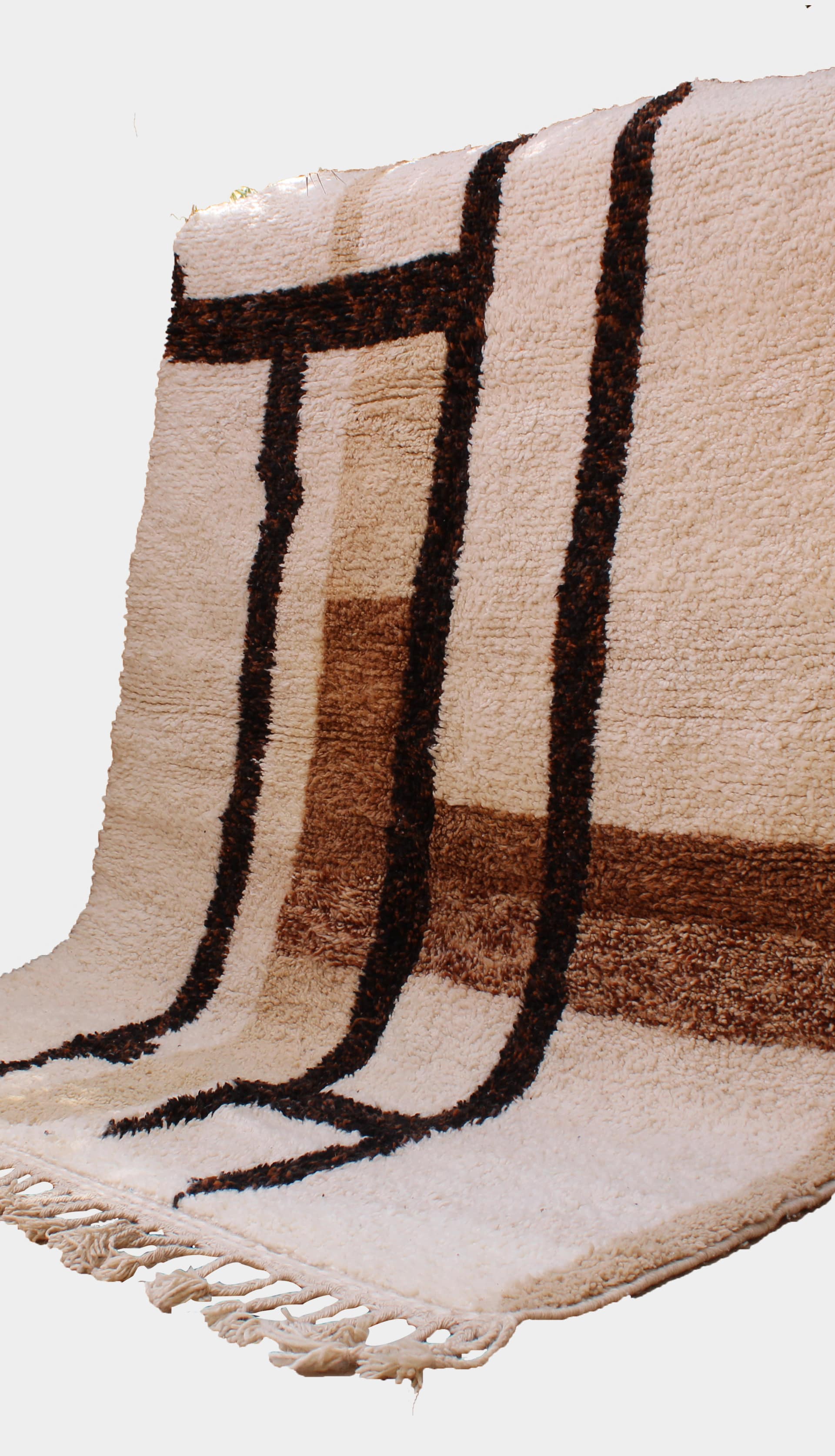 brown-moroccan-wool-area-rug Natural brown wool Beni Ourain rug close-up texture full view