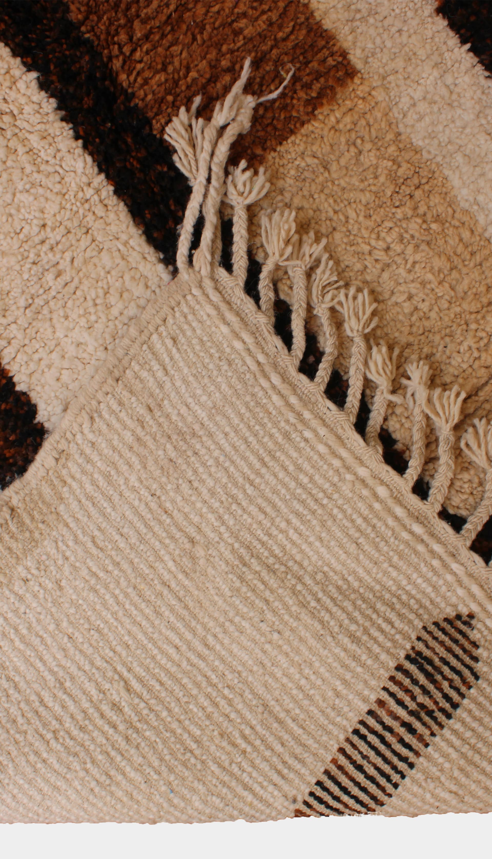 earthy-brown-moroccan-wool-rug Soft brown Moroccan wool rug for living room decor texture detail