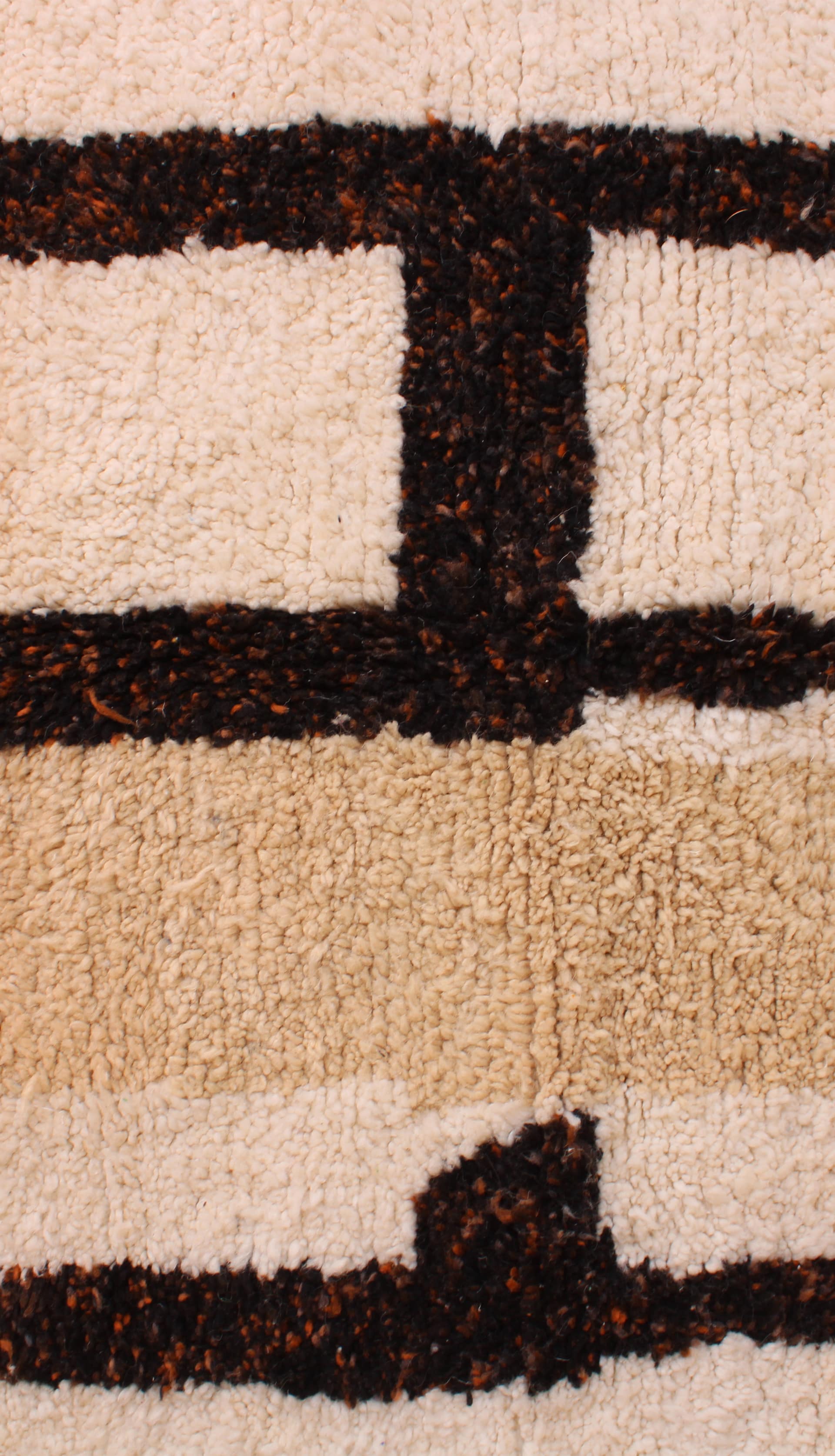 natural-brown-wool-moroccan-carpet Authentic brown Berber wool rug from Atlas Mountains top view