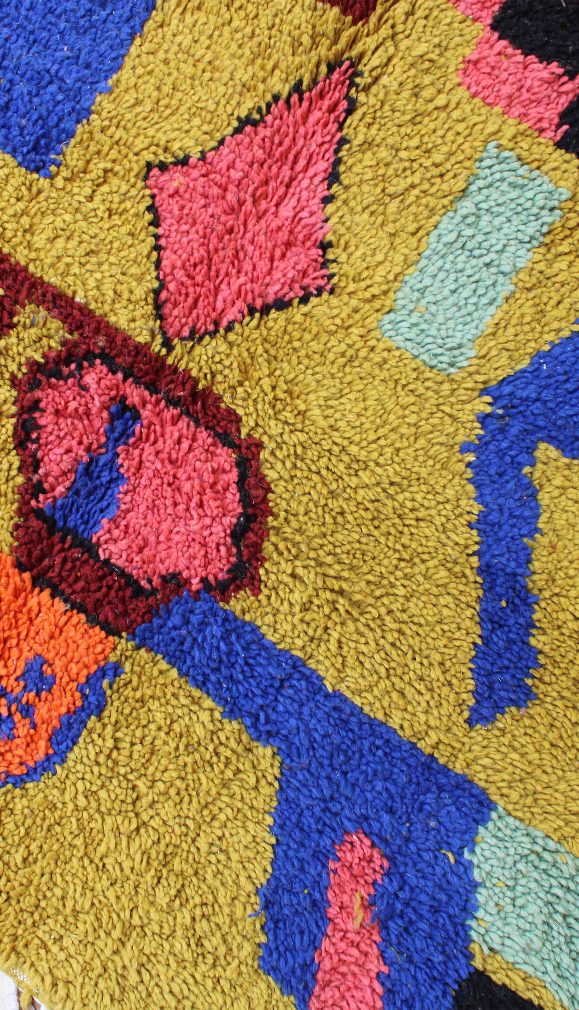 yellow-berber-moroccan-area-rugs Mustard handwoven Moroccan rug with tribal patterns top view